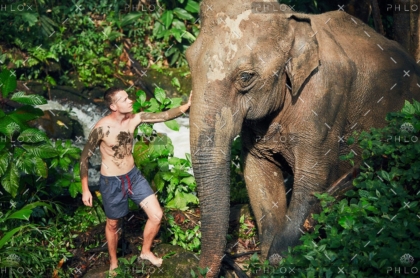 demo-attachment-25-traveler-with-elephant-PYYEKQD